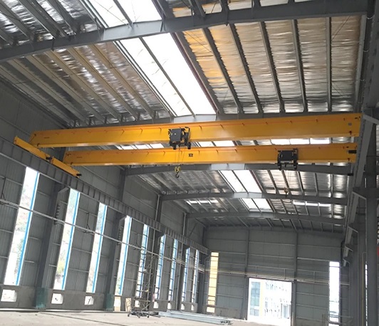Professional Exporter of Double girder overhead cranes6-2 J.jpg