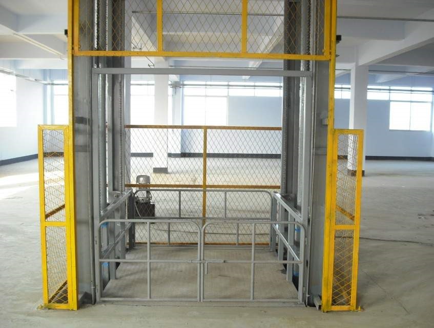 Vertical Lead Rail Lift Platforms (cargo platform lifts)1-8.jpg