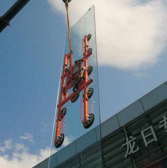 High Quality Vacuum Glass Lifter robot China Supplier1-19.jpg