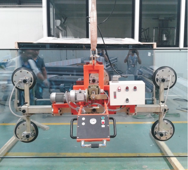 High Quality Vacuum Glass Lifter robot China Supplier1-20.jpg