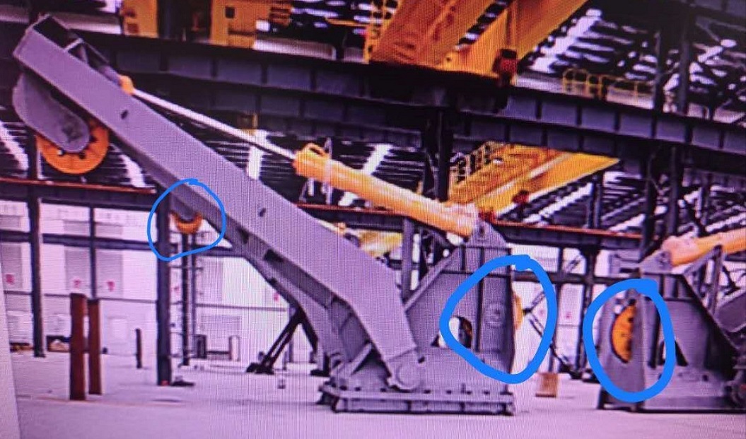 since the first photo you sent is just small drum on the bottom of boom, and big drum in on the base, you see the below circled.jpg