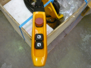 Quote on remotes of two speed up-down electric chain hoist for Australia
