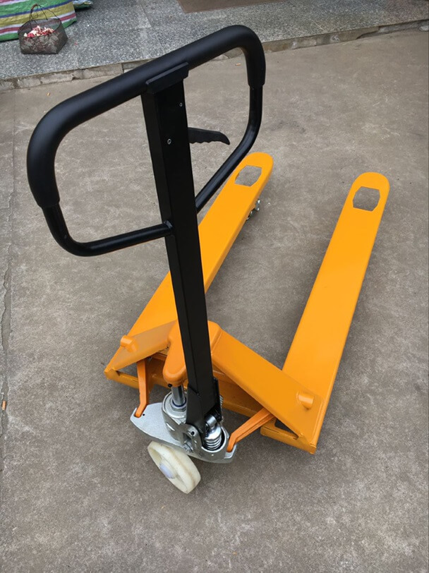 Default Hand Pallet lifter (hand pallet truck) is with just one control lever-1.jpg