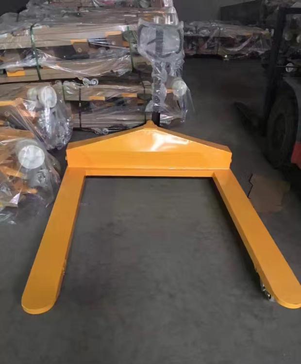 China Customized Hand Pallet Truck Manufacturers, Suppliers, Factory - 135.jpg