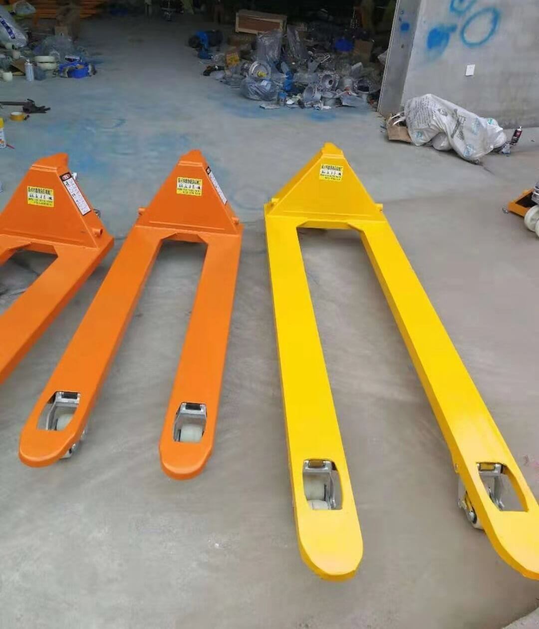 China Customized Hand Pallet Truck Manufacturers, Suppliers, Factory - 138.jpg